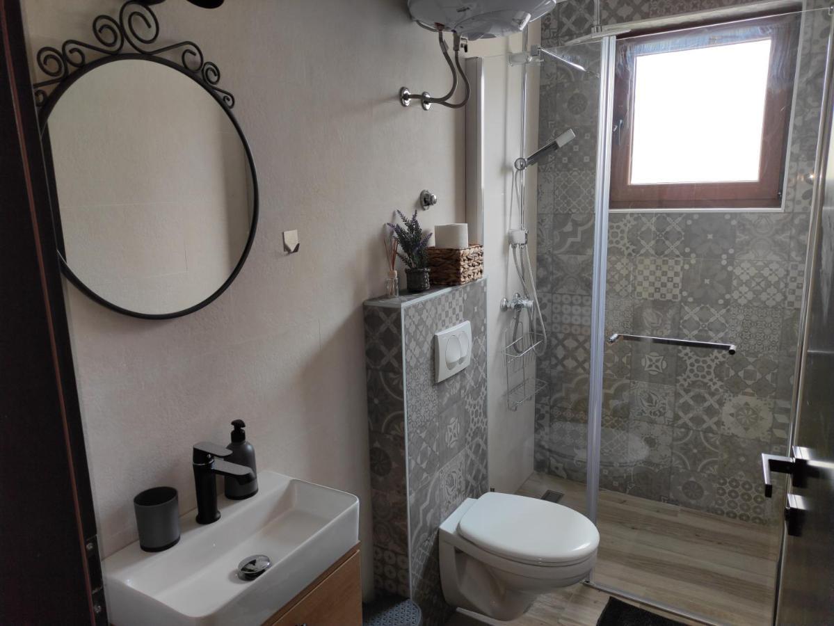 Apartmani Rina Donja Jagodnja Buitenkant foto